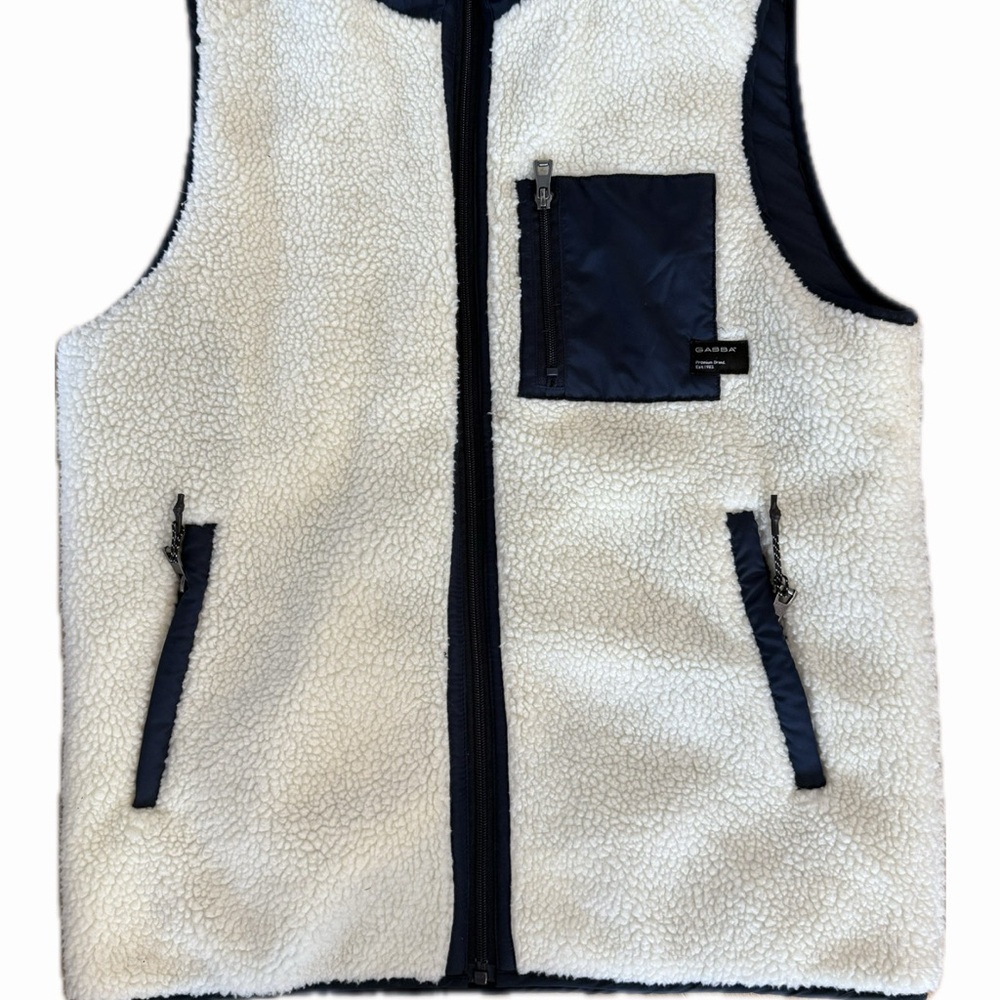 Gabba Sherpa style Fleece Vest - White and Navy
